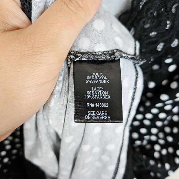 Torrid Babydoll Button-Front Top. Black & White 3X - Picture 11 of 12